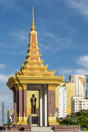 Statue of King Father Norodom Sihanouk, a monument commemorating former King Norodom Sihanouk in Phnom Penh, Cambodia photo