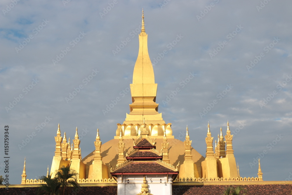 Naklejka premium Pha that luang vientiane laos PDR 