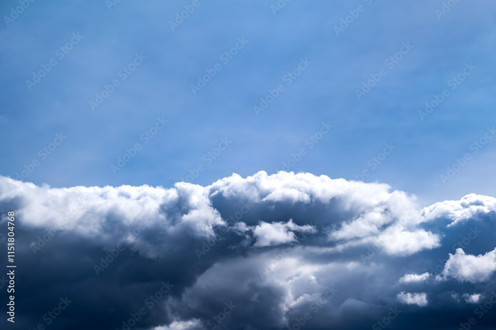 Obraz premium Clouds and Blue Sky