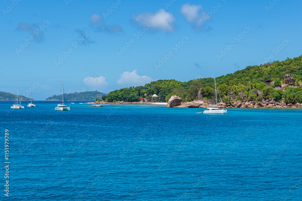 Obraz premium Passing The Beautiful Anse Severe