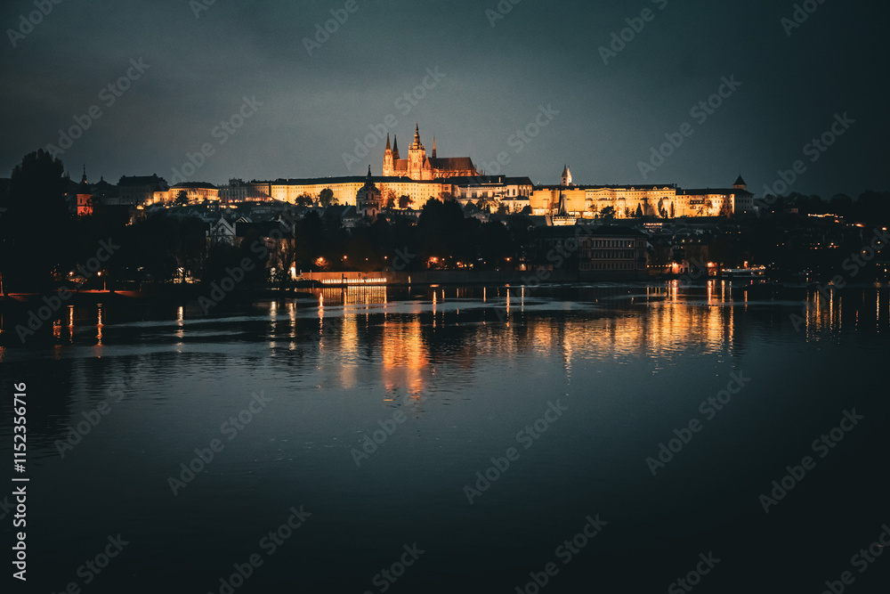 Fototapeta premium Burg bei Nacht
