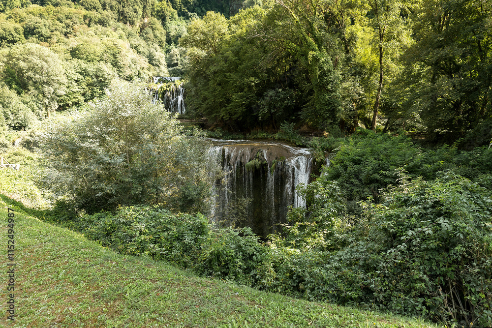 Φωτογραφία Wonderful Natural Sceneries of The Marmore Falls (Cascata delle Marmore) in Umbria, Terni Province, Italy (Part III)