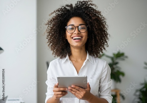 Wallpaper Mural Joyful professional woman at office Torontodigital.ca
