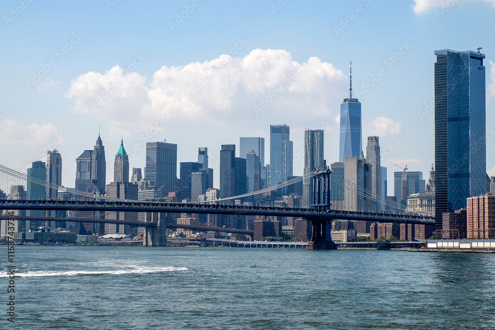 Fototapeta premium Williamsburg bridge new york manhattan view from East river