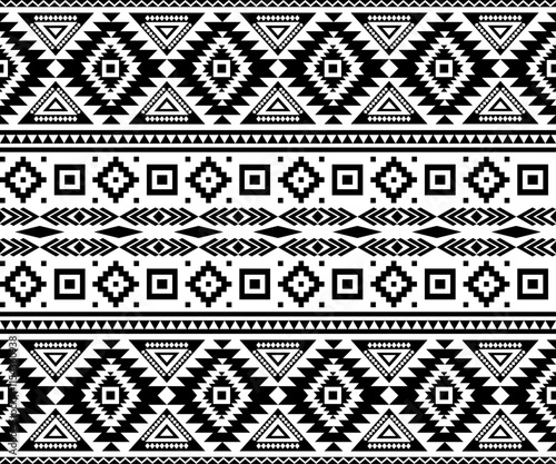 Seamless ethnic aztec pattern in black and white. Vector illustration.