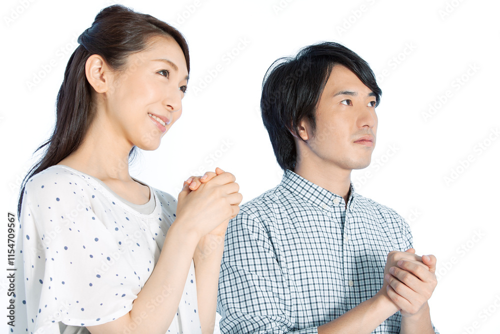願い事をするカップル 願い事をするカップル