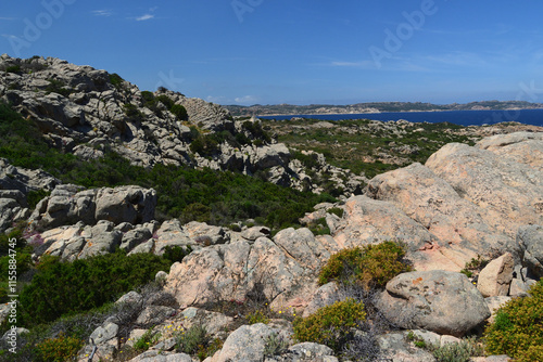 La costa dell'isola di Caprera