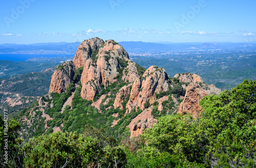 Panorama pic du cap Roux photo