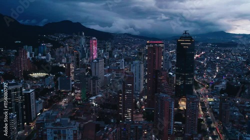 Wallpaper Mural vista de noche en la ciudad de Bogotá, Colombia Torontodigital.ca