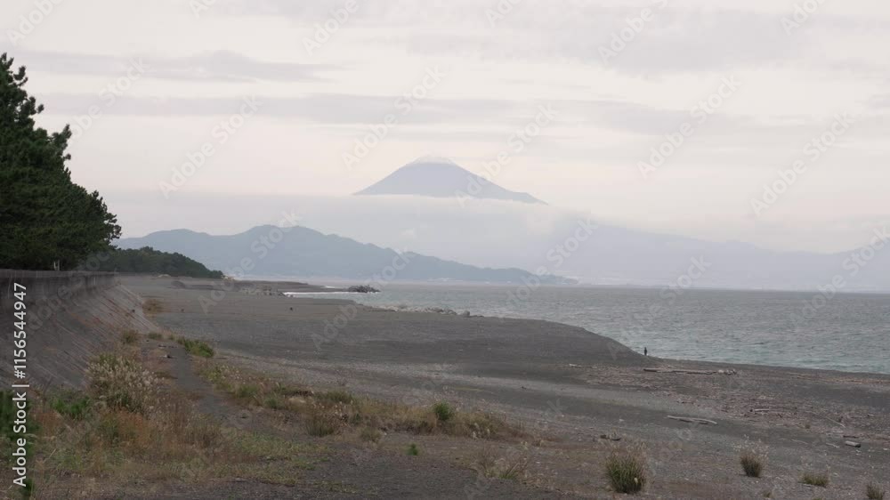 Black sand beach and mout Fuji view at Miho no Matsubara (Miho Pine Forest) Black sand beach and mout Fuji view at Miho no Matsubara (Miho Pine Forest)