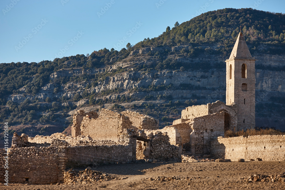 Sau reservoir. Climate change and desertification. Dryness in Catalonia. Barcelona