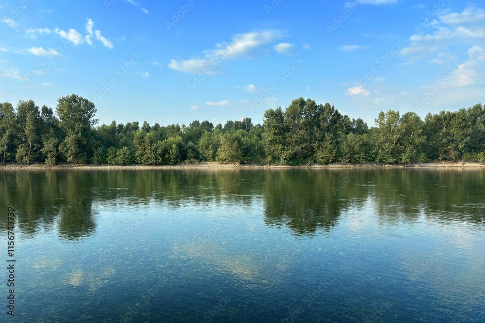 Fototapeta premium fiume ticino in italia 