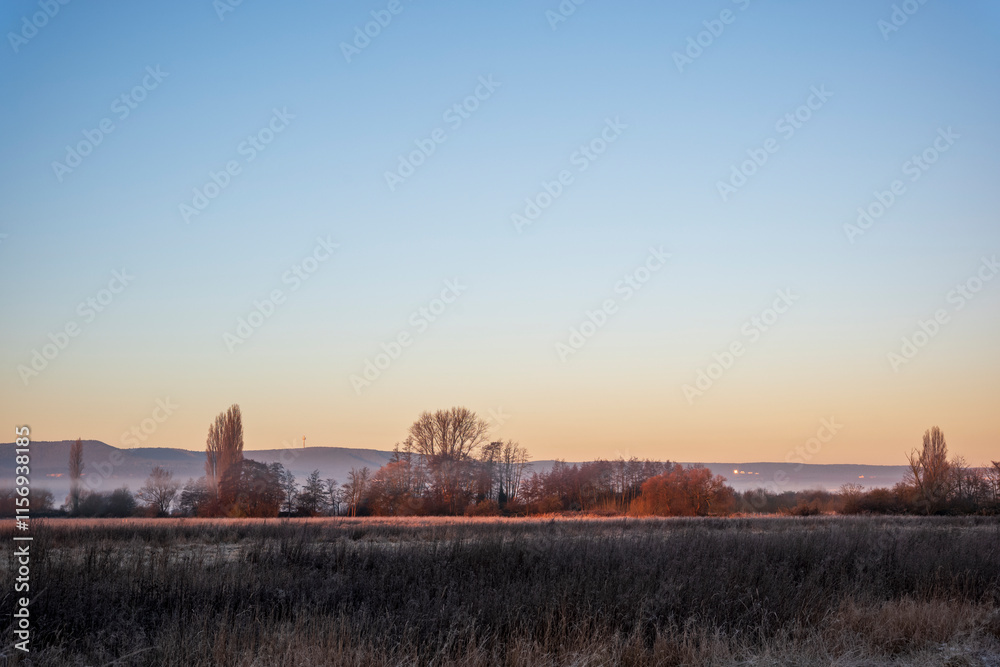 Fototapeta premium sunrise over the field