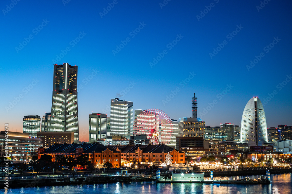 Fototapeta premium 横浜みなとみらいの夜景