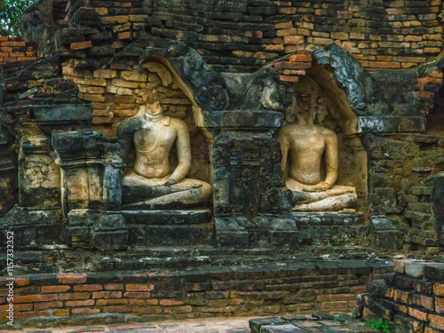 Ruins of Wat Phra Phai Luang temple in Sukhothai, Thailand