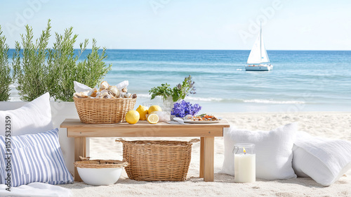 Sommerliches Strandpicknick mit frischen Zutaten und Boot im Hintergrund