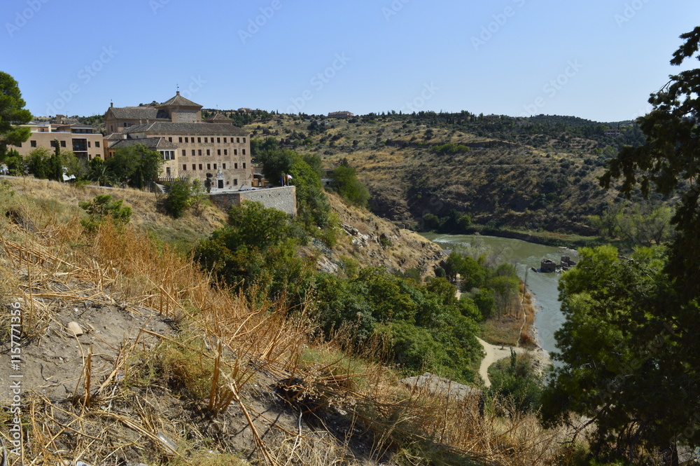 Fototapeta premium Visto do entorno da cidade de Toledo na Espanha