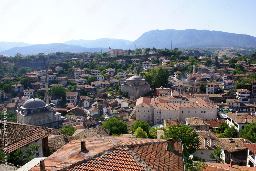 Obraz premium Safranbolu is one of the Ottoman cities of Turkey. The oldest surviving Ottoman houses are here. It is protected by UNESCO.