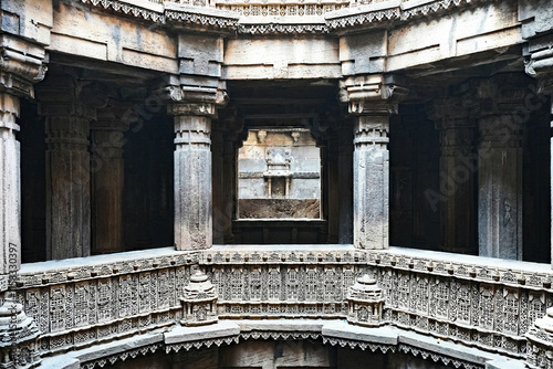Obraz na płótnie Bai Harir Vav: The Historic Stepwell of Ahmedabad w salonie