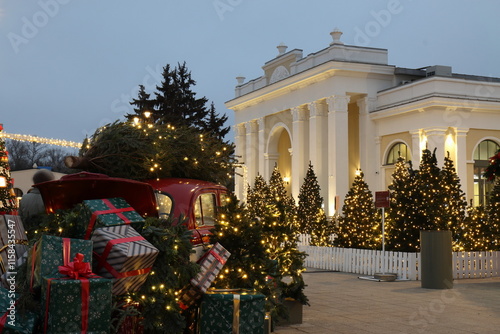 View of the Ryazan shopping town on the pre-holiday New Year's Eve