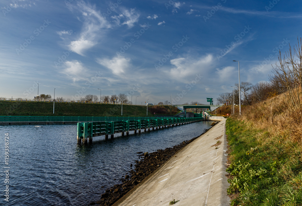 Lock in Przegalina between the Vistula river
Lock in Przegalina between the Vistula river