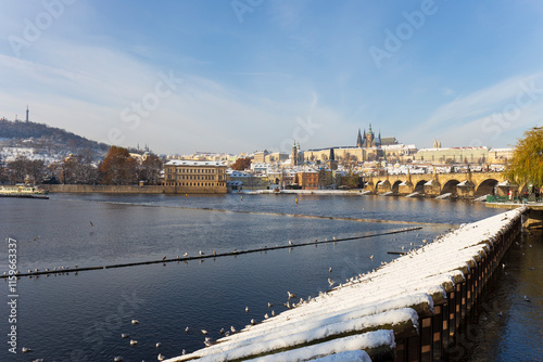Obraz na płótnie Snowy Prague Lesser Town with Prague Castle above River Vltava, Czech republic w salonie