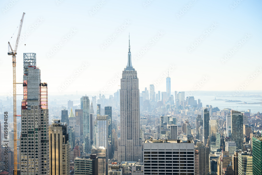 Fototapeta premium New York City Lower Manhattan Skyline with Empire State and World Trade