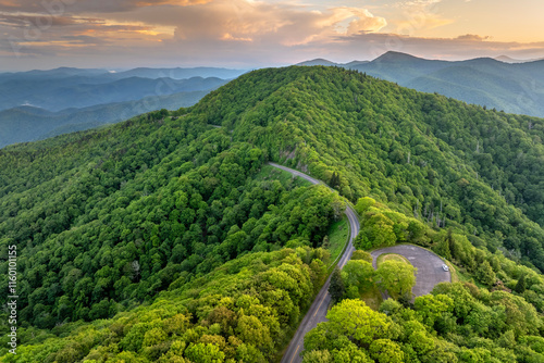 Fototapeta Naklejka Na Ścianę i Meble -  Landscape of beautiful nature. Blue Ridge Parkway road trip. Mount Mitchell Overlook parking in Appalachian mountains landscape. Driving car exploration travel in summer forest in North Carolina