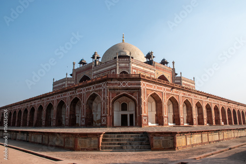 The Humayun's Tomb located in hazrat nizamuddin, South Delhi, the tomb of the mughal emperor humayun whole ruled in the 16th Century