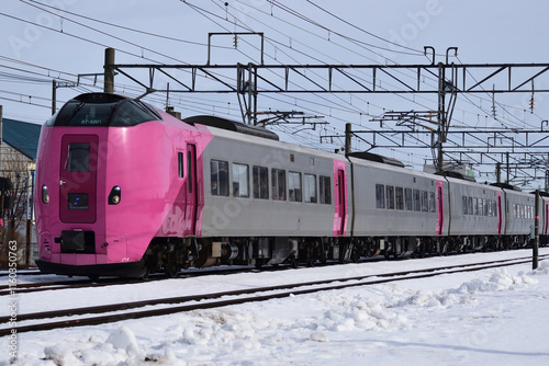 JR北海道261系はまなす塗装