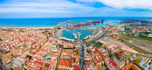 Obraz na płótnie Valencia city port aerial panoramic view, Spain w salonie