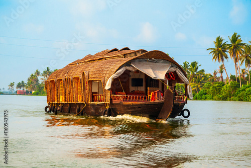 Obraz na płótnie Houseboat in Alappuzha backwaters, Kerala w salonie