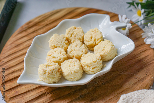 Almond Sugee Cookies are rich, buttery, with a nutty almond flavor, a popular kuih during Hari Raya