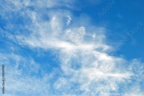 Obraz na płótnie blue sky with clouds w salonie