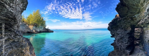 Admiral's Cave Beauty in Bermuda