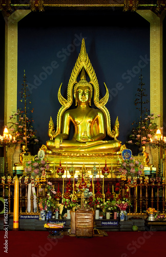 wat benchamabophit photo