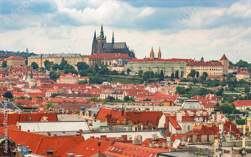 Obraz na płótnie Prague Castle and St Vitus Cathedral, the most famous landmarks in the capital of Czechia w salonie