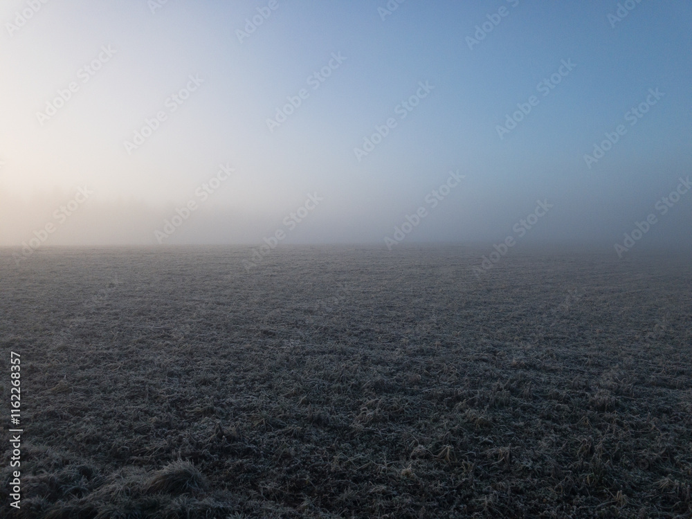 Obraz premium Frostige Winterlandschaft in der Eifel