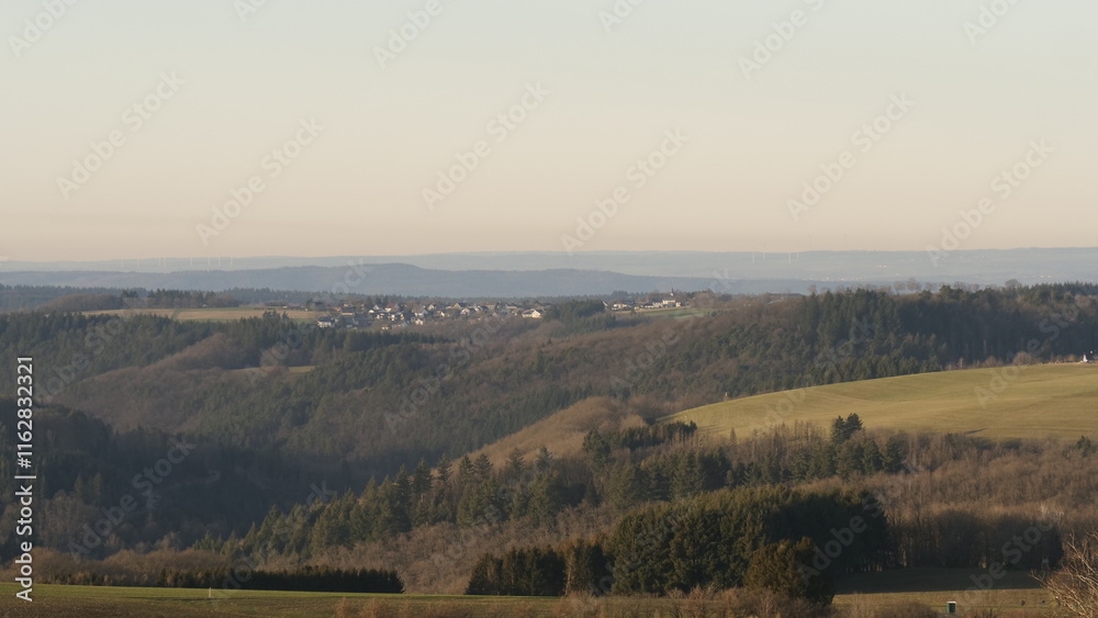 Fototapeta premium Blick über das Dhrontal hinweg