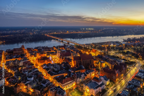 Panorama Starówki Torunia z Drona