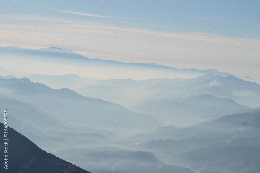 Naklejka premium Himachal Pradesh – The Land of Majestic Mountains and Serene Beauty