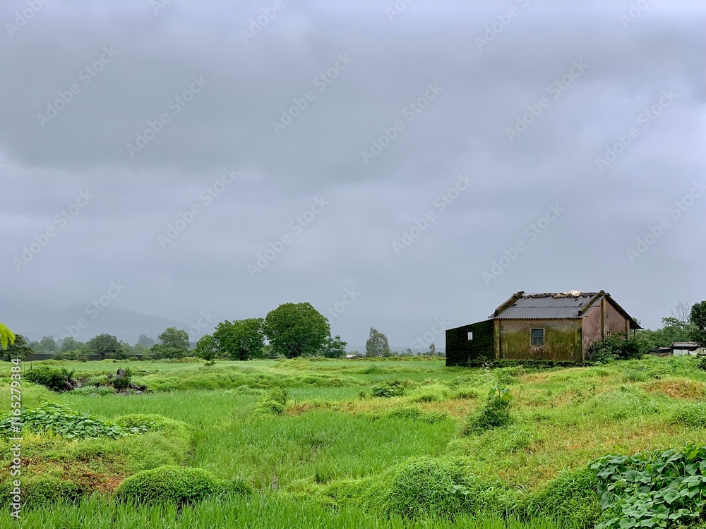 Abandoned house nestled in the peaceful countryside of Maharashtra Abandoned house nestled in the peaceful countryside of Maharashtra