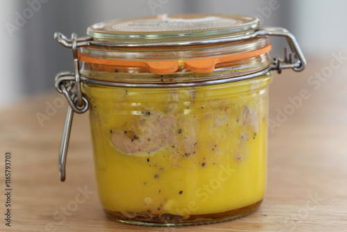 Fototapeta Naklejka Na Ścianę i Meble -  Bloc de foie gras d'oie
