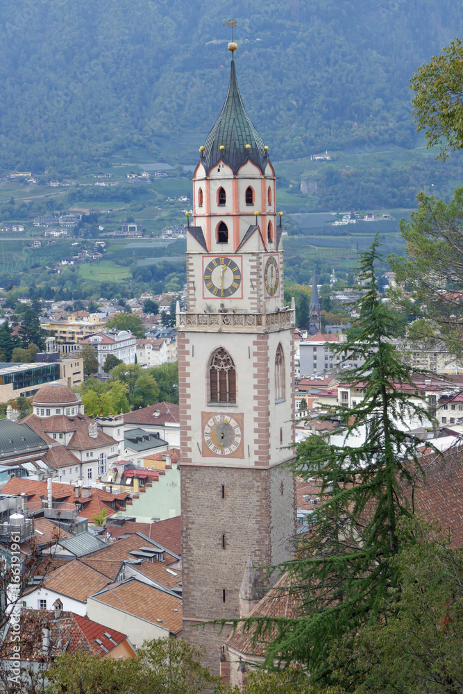 römisch-katholische Stadtpfarrkirche St. Nikolaus in Meran römisch-katholische Stadtpfarrkirche St. Nikolaus in Meran