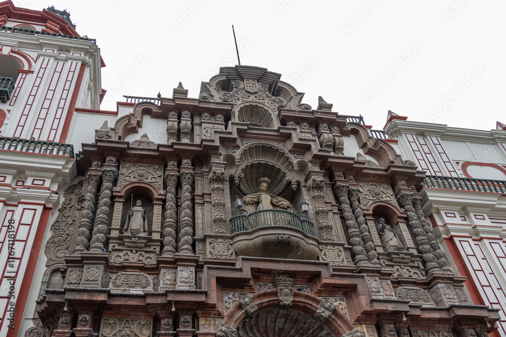Φωτογραφία The facade of Church of La Merced in Lima, Peru