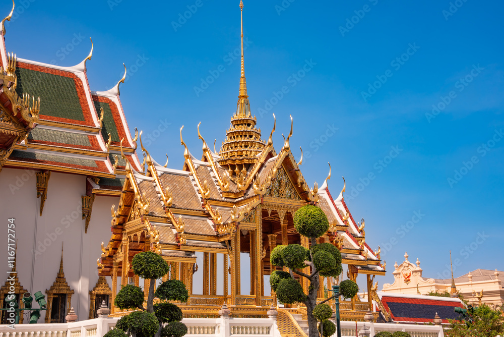 Obraz premium Royal palace in Bangkok, Thailand. Traditional asian architecture