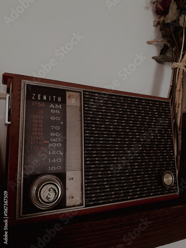 Old Timey Radio | Home Decor photo