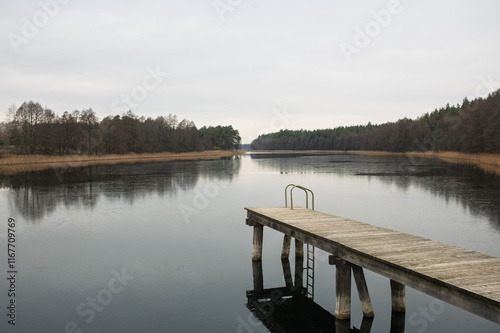 Fototapeta Naklejka Na Ścianę i Meble -  Wydminy, Jezioro Wydmińskie, Mazury, 21-28 grudnia 2024, fot. Jarek Zuzga
