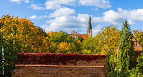 Fototapeta Naklejka Na Ścianę i Meble -  Jesień w Olsztynie 2024