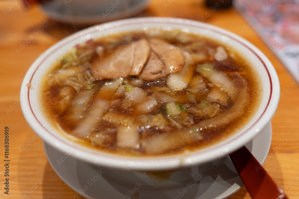 美味しいラーメンを食べる 美味しいラーメンを食べる